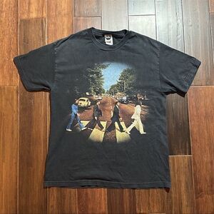 2005 THE BEATLES Abbey Road T-Shirt
